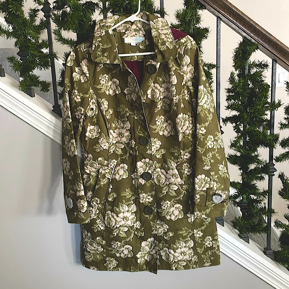 Boden sz 6 lined hooded coat.  NWOT.